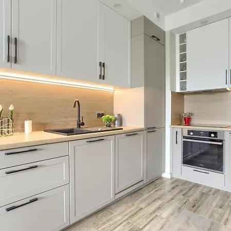 Apartment Superapart Komputerowa 8 *