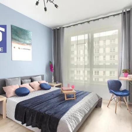 Apartment Superapart Komputerowa 8 *