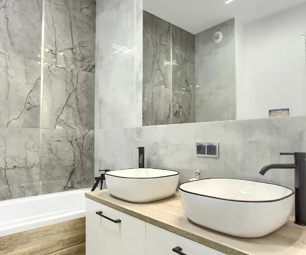 Superapart Komputerowa 8