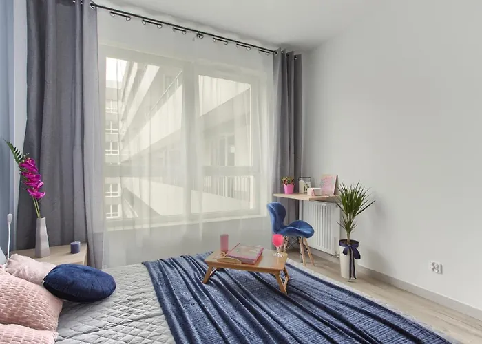 Hotel Superapart Komputerowa 8