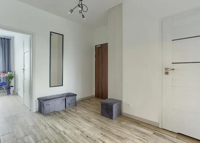 Superapart Komputerowa 8