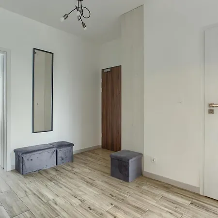 Superapart Komputerowa 8